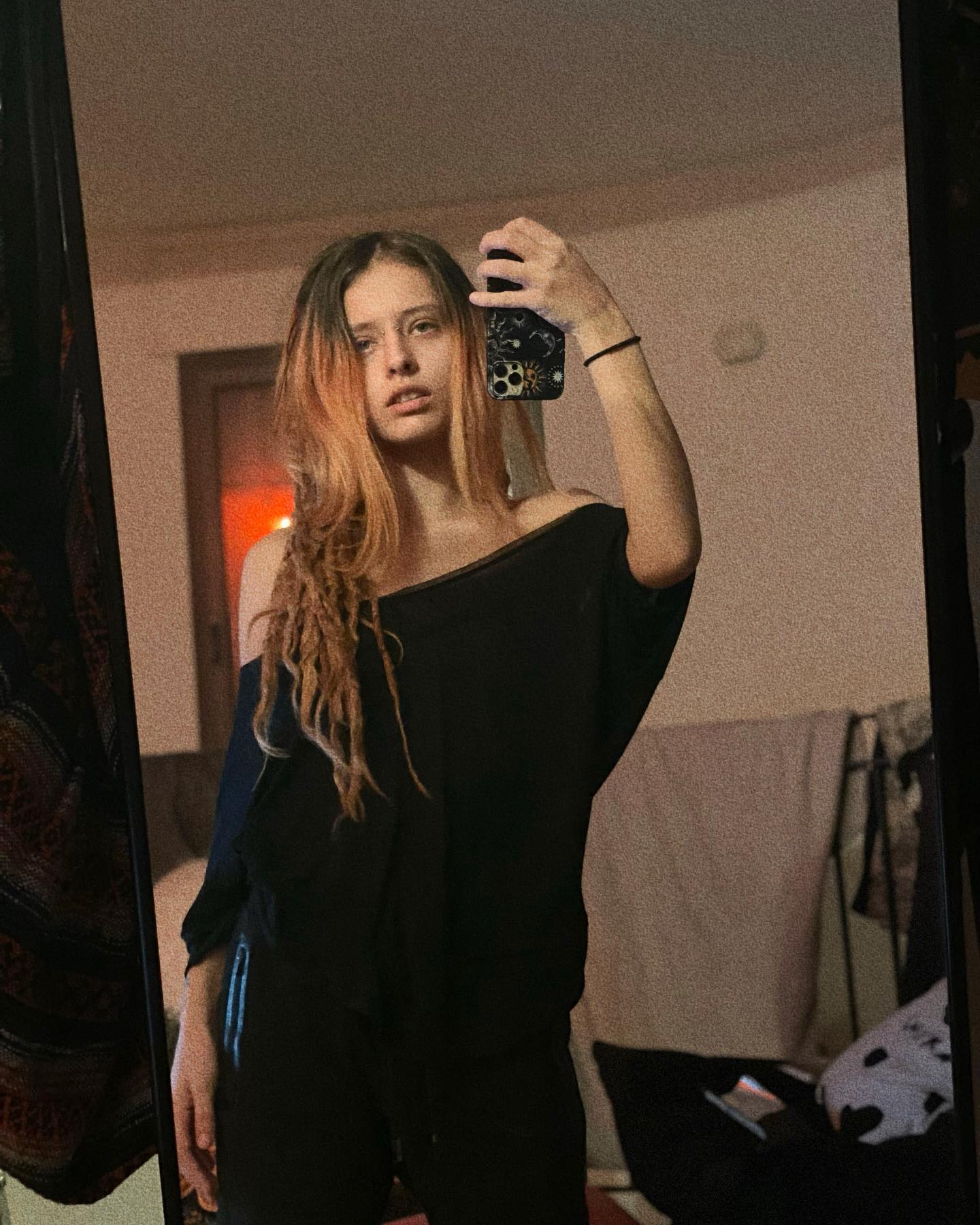 ronyida_ instagram image archive image