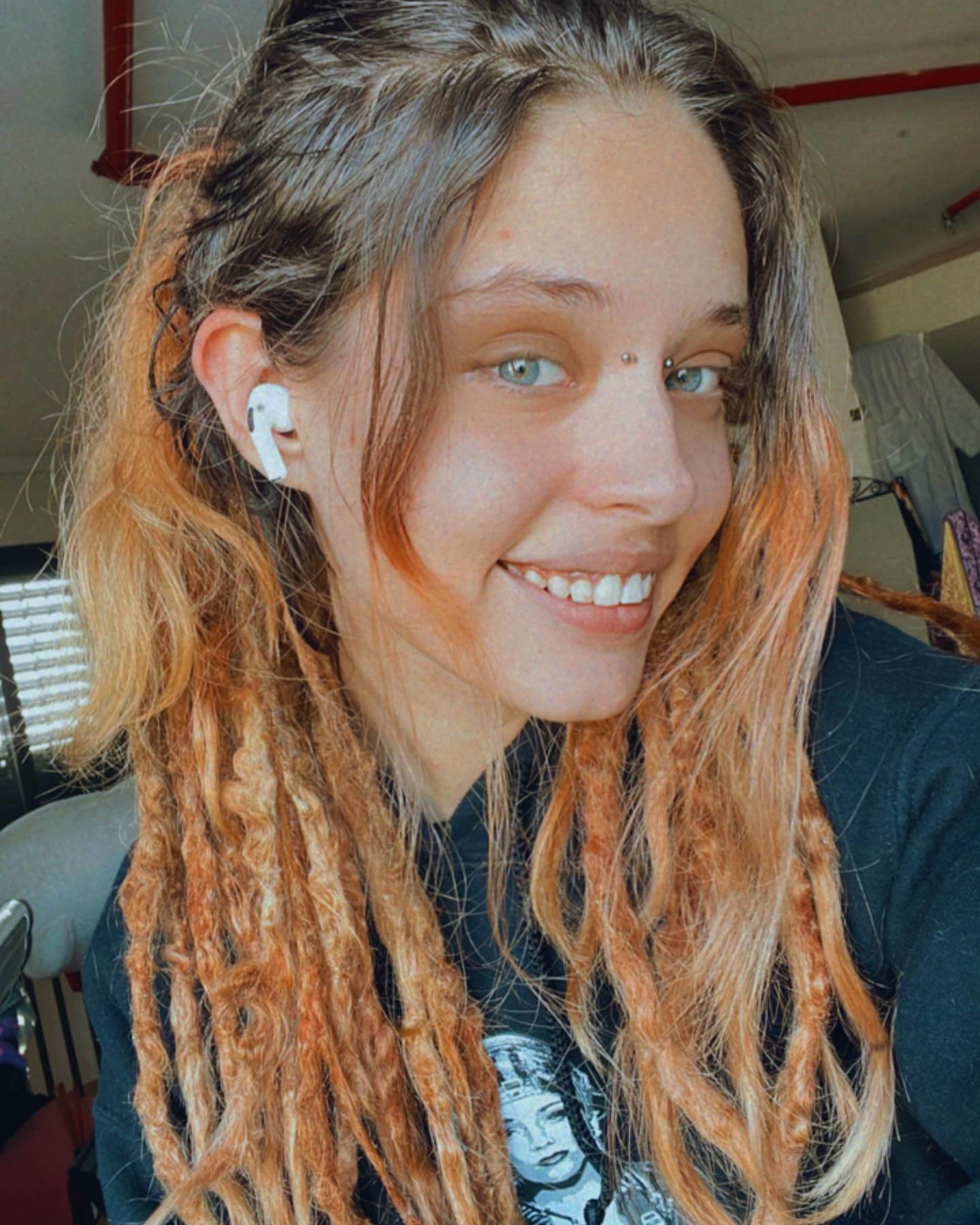 ronyida_ instagram image archive image