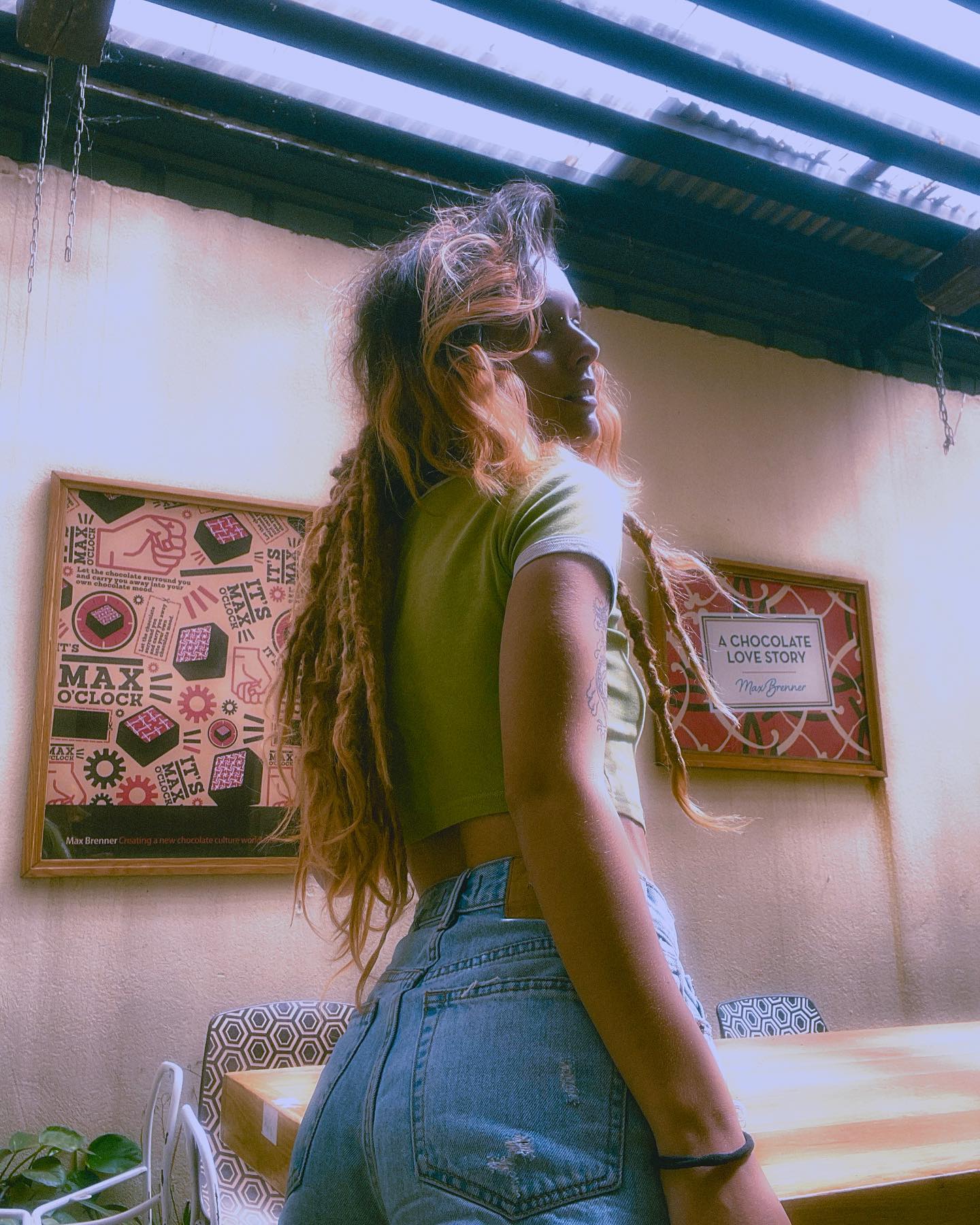 ronyida_ instagram image archive image