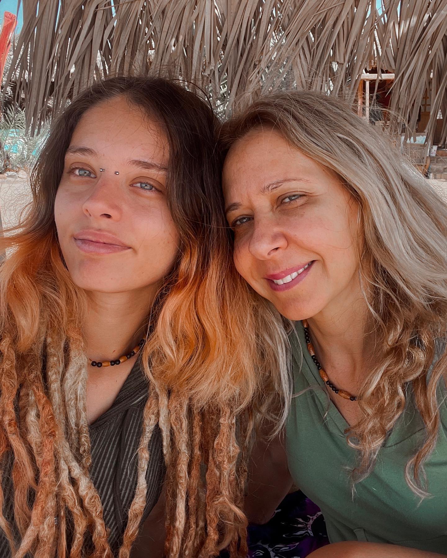 ronyida_ instagram image archive image