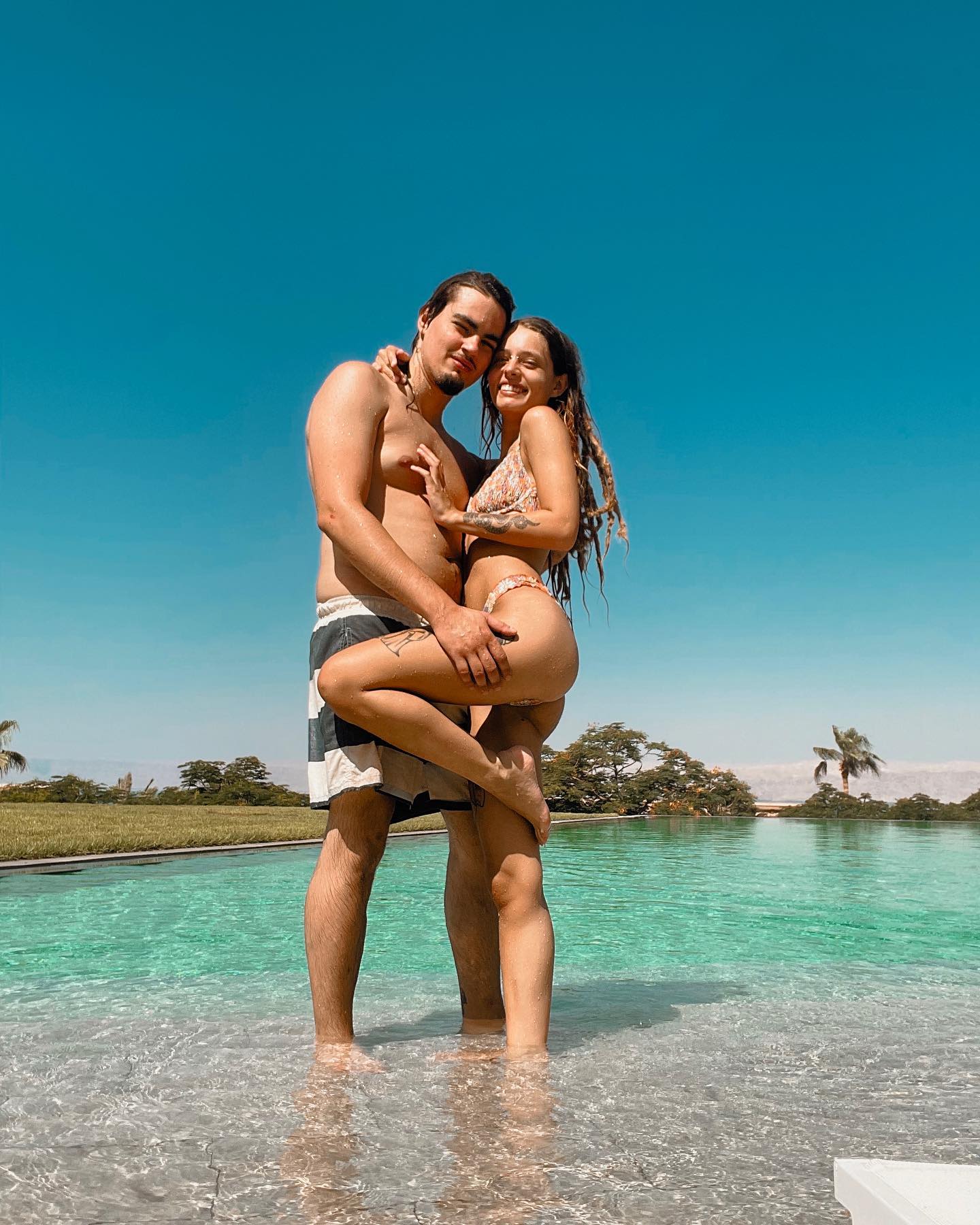 ronyida_ instagram image archive image