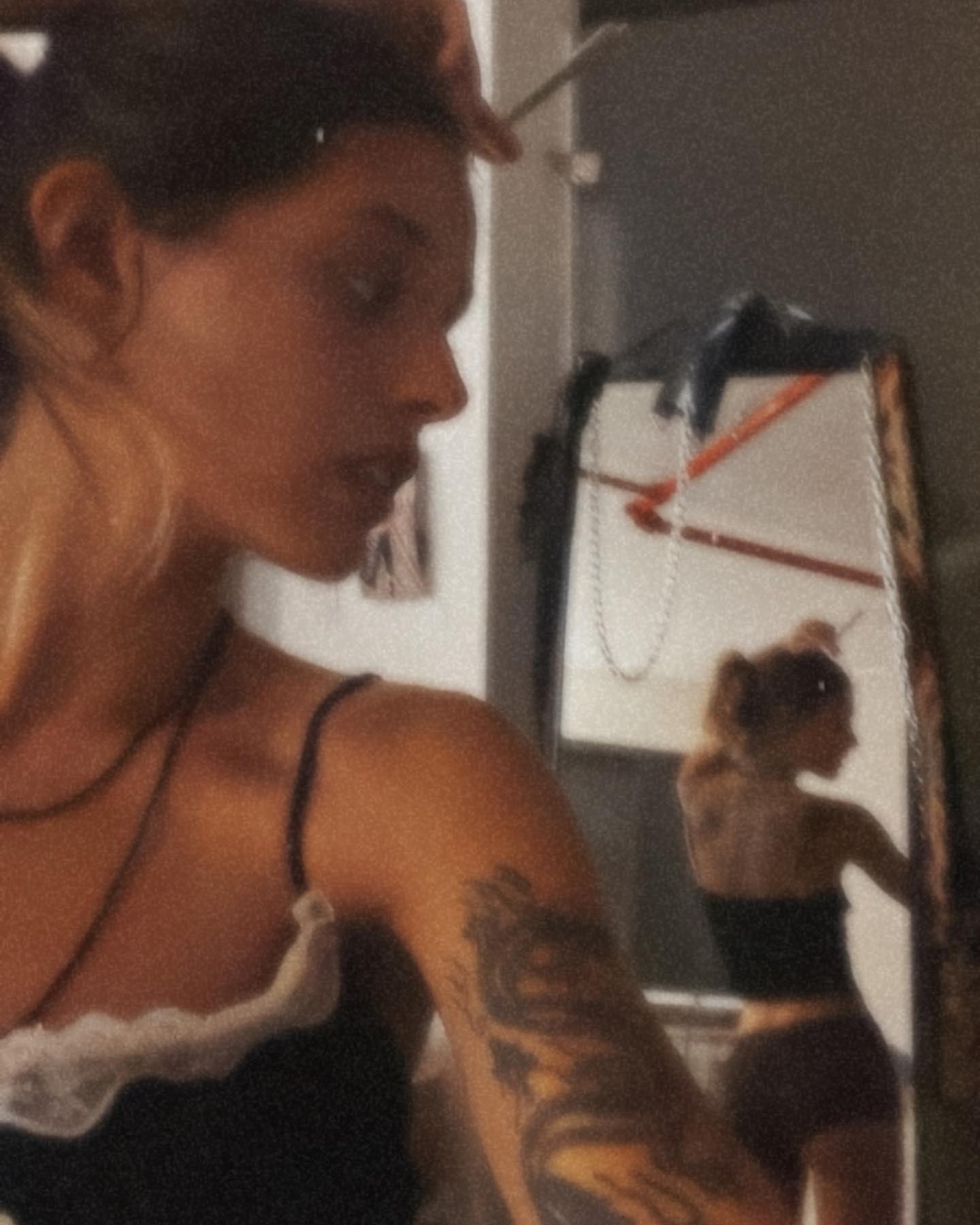 ronyida_ instagram image archive image