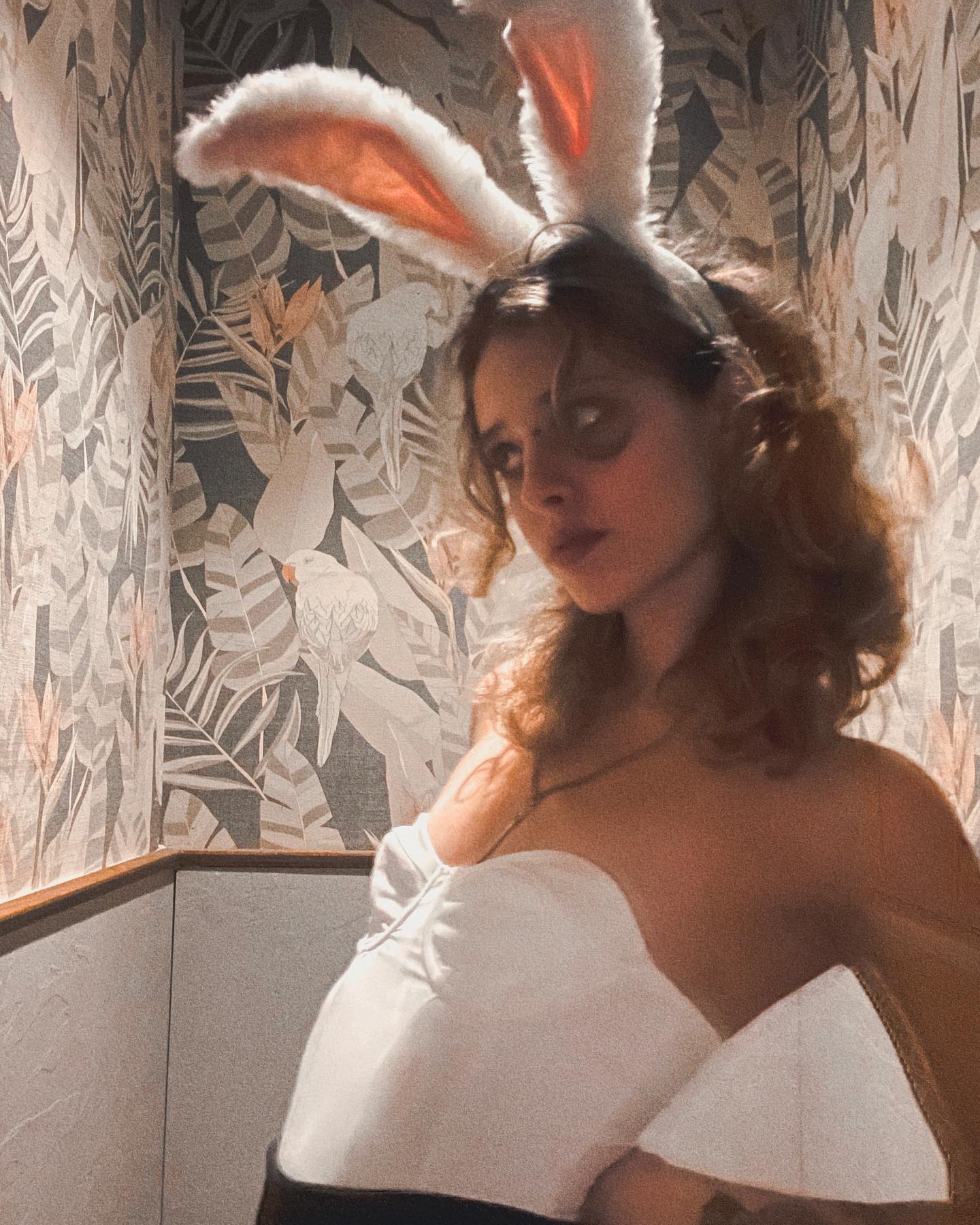 ronyida_ instagram image archive image