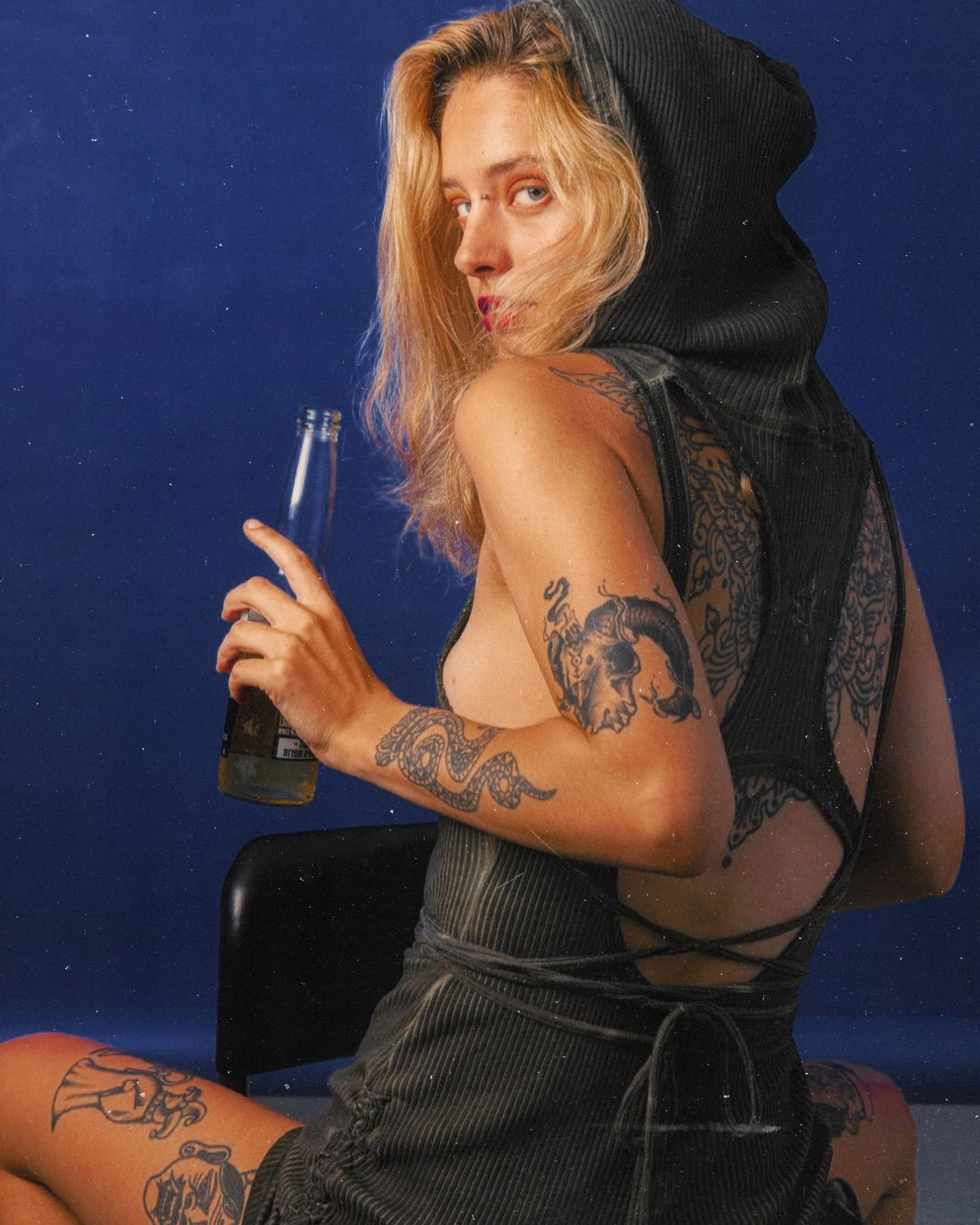 ronyida_ instagram image archive image