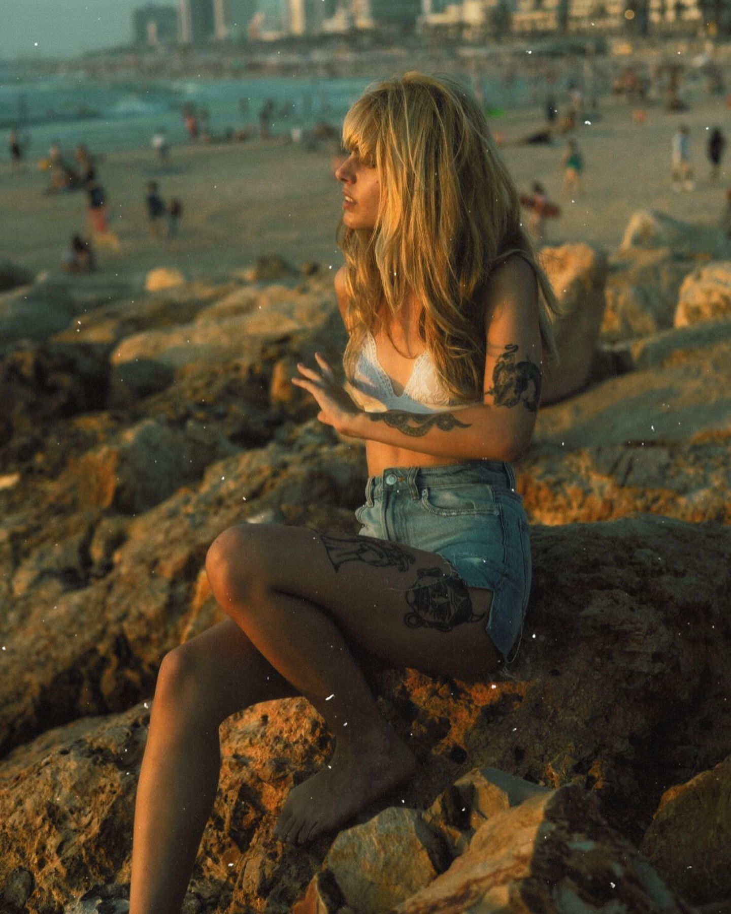 ronyida_ instagram image archive image