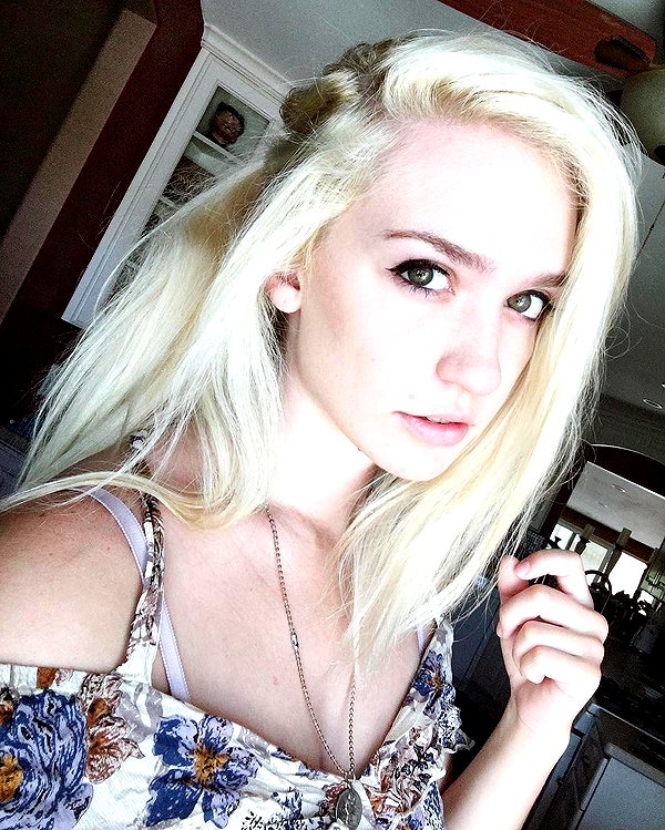 roseasmrofficial instagram image archive image