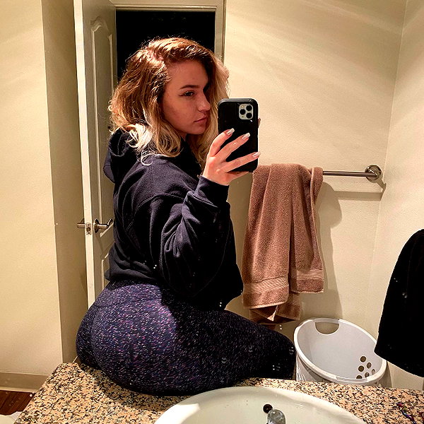 roseasmrofficial instagram image archive image