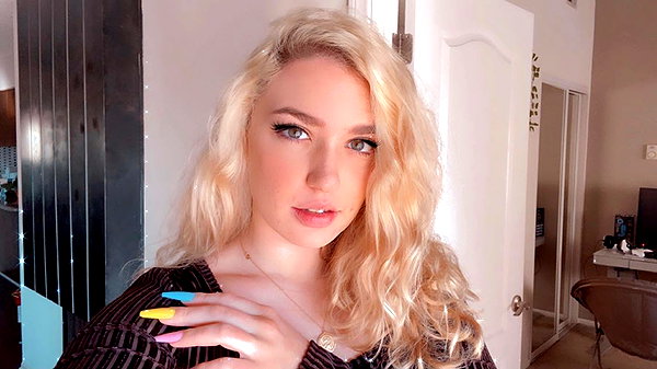 roseasmrofficial instagram image archive image