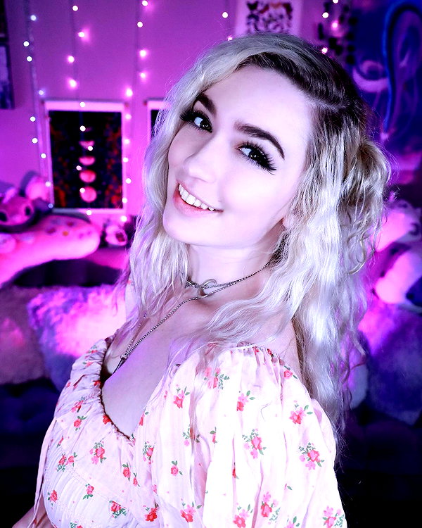 roseasmrofficial instagram image archive image
