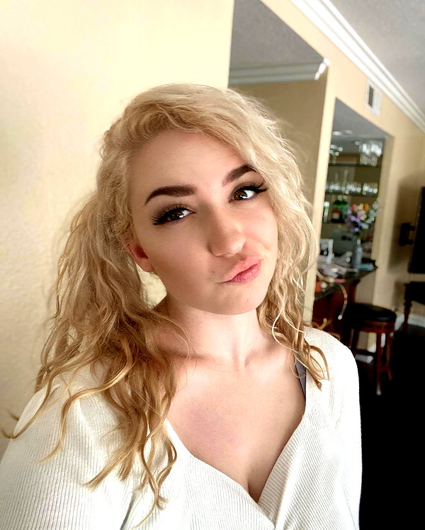 roseasmrofficial instagram image archive image