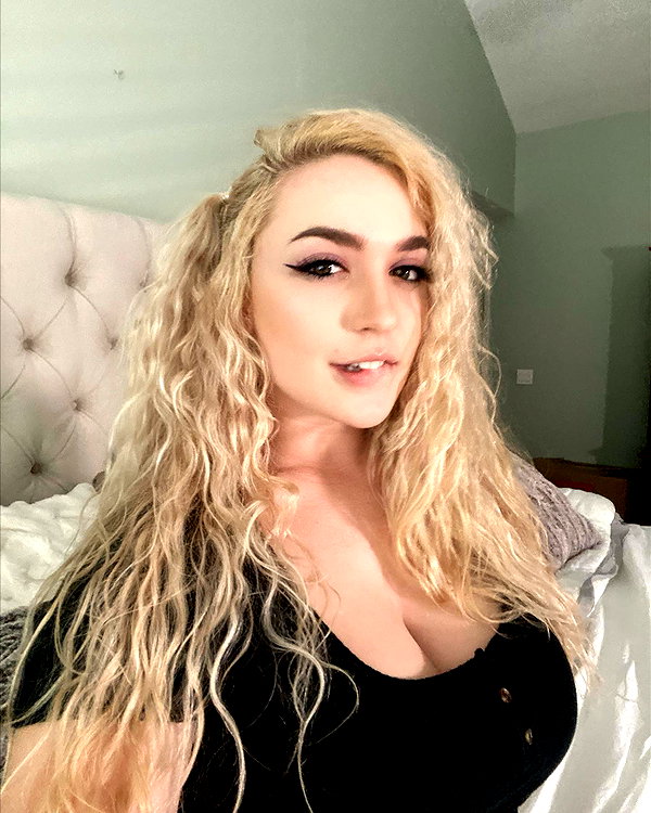 roseasmrofficial instagram image archive image