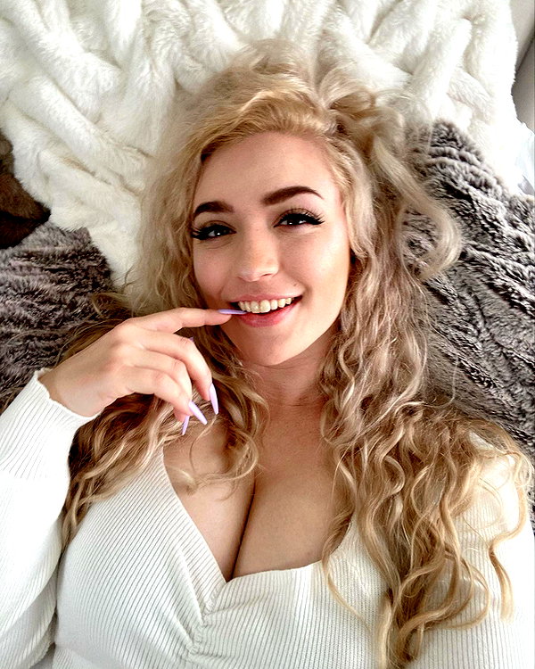 roseasmrofficial instagram image archive image