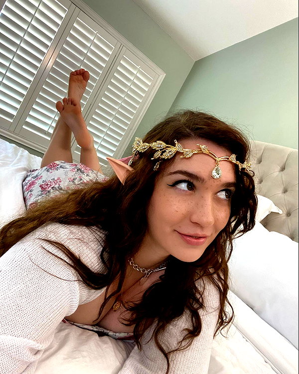 roseasmrofficial instagram image archive image