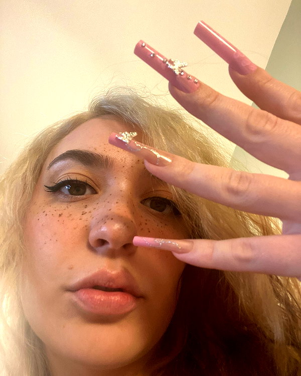 roseasmrofficial instagram image archive image