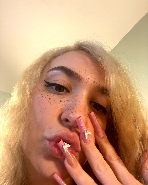 roseasmrofficial instagram image archive image