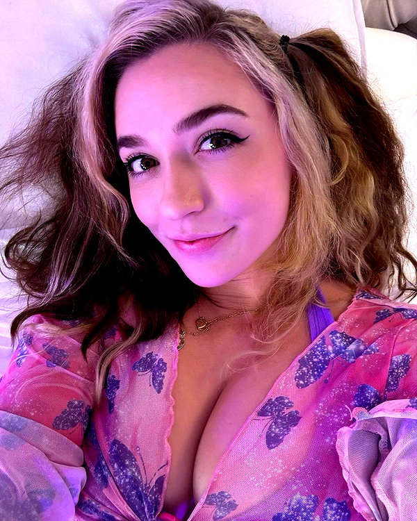roseasmrofficial instagram image archive image