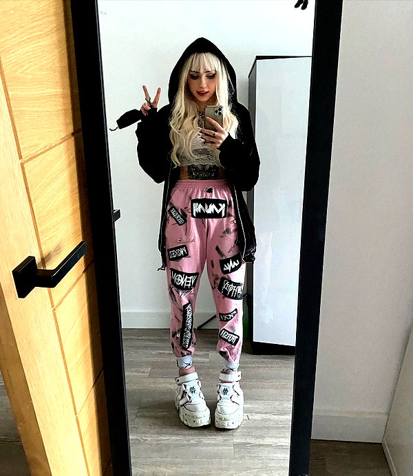 runafangz instagram image archive image