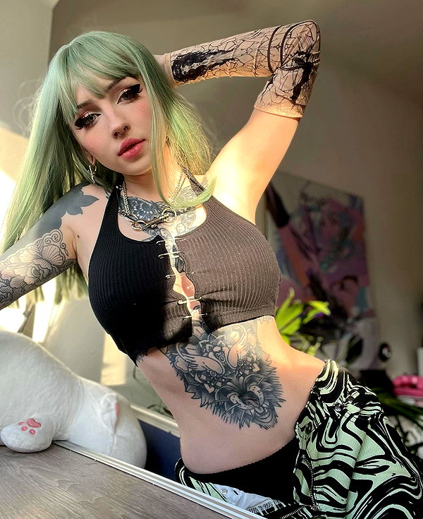 runafangz instagram image archive image