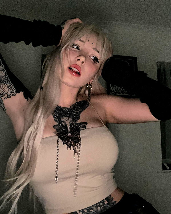 runafangz instagram image archive image