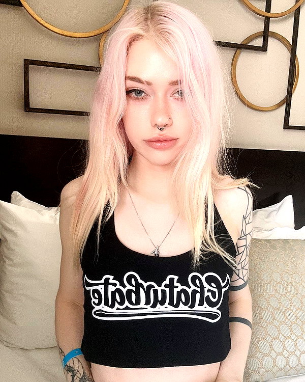 saekkico instagram image archive image