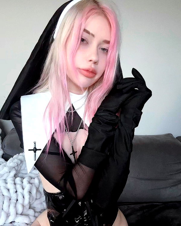 saekkico instagram image archive image