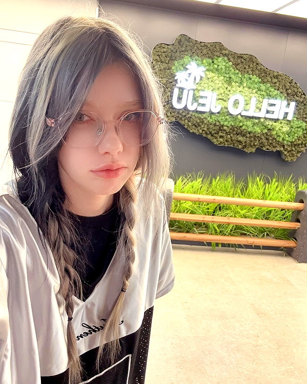 saekkico instagram image archive image