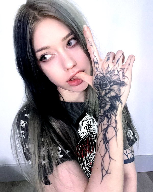 saekkico instagram image archive image