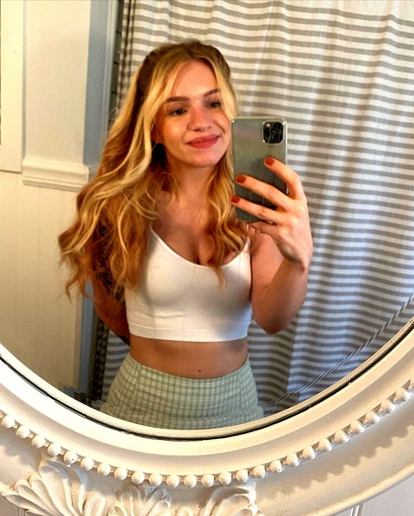 samanthacrosser instagram image archive image