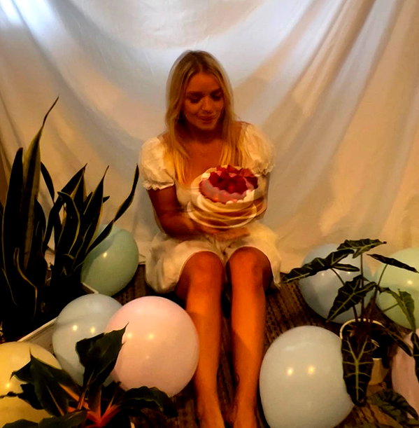 samanthacrosser instagram image archive image