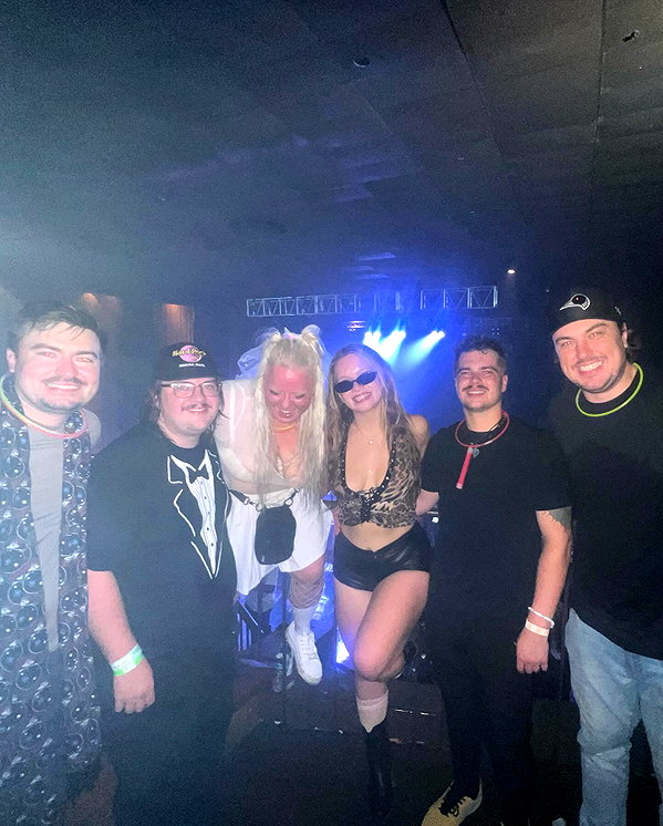 samanthacrosser instagram image archive image