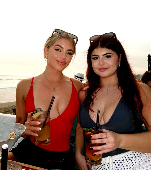 sandrineburgess instagram image archive image