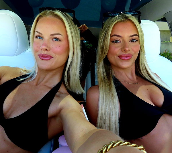 sandrineburgess instagram image archive image