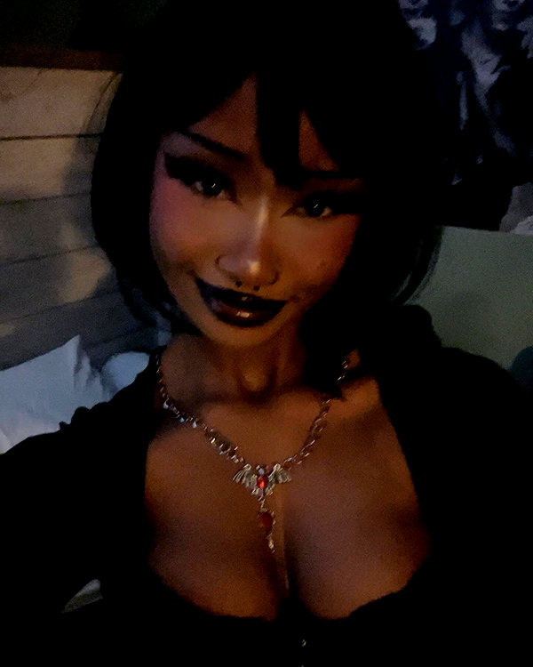 sanguislune instagram image archive image