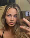 saracrumbleleg Altpins Profile Picture