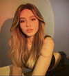 saracrumbleleg Altpins Profile Picture
