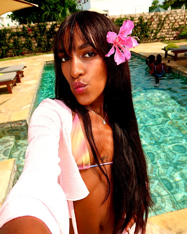 saratherefe saratherefe archive image