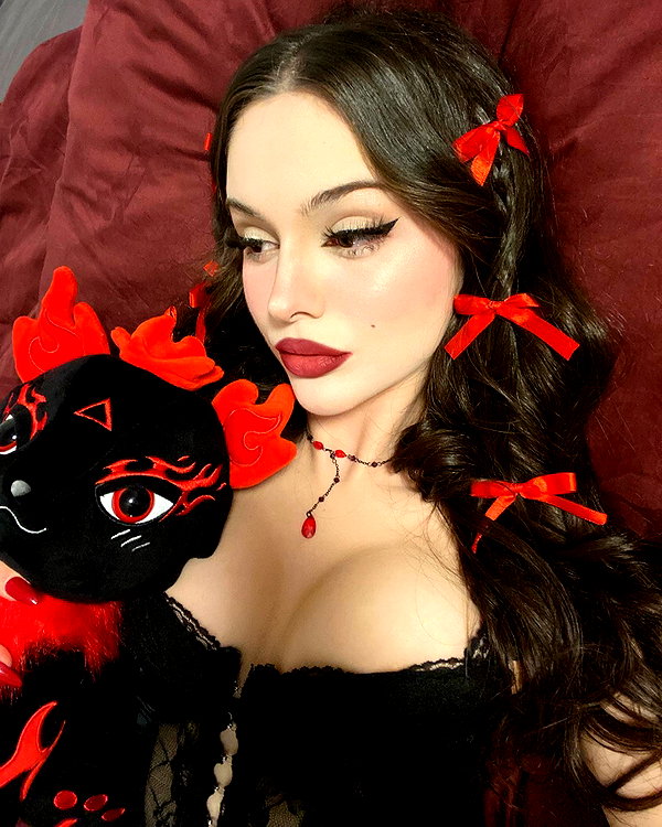scarlettzofi instagram image archive image