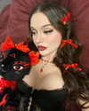 scarlettzofi Altpins Profile Picture