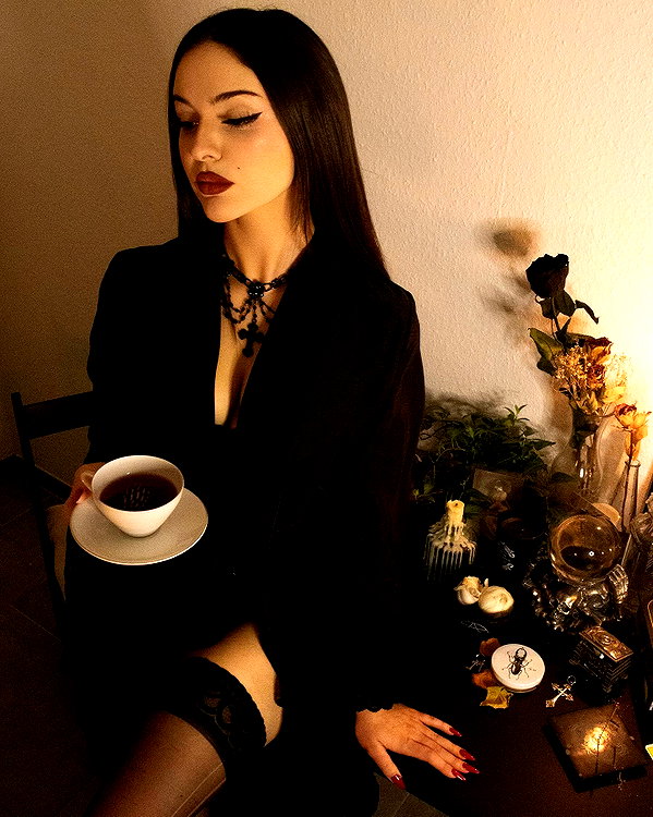 scarlettzofi instagram image archive image