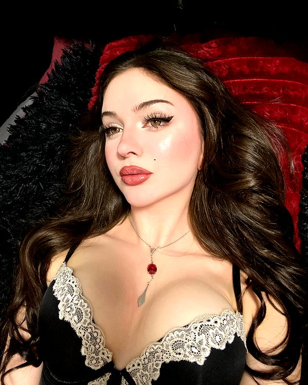 scarlettzofi instagram image archive image
