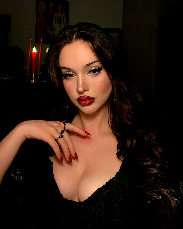 scarlettzofi instagram image archive image
