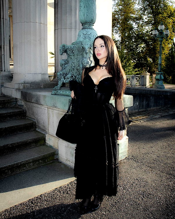 scarlettzofi instagram image archive image