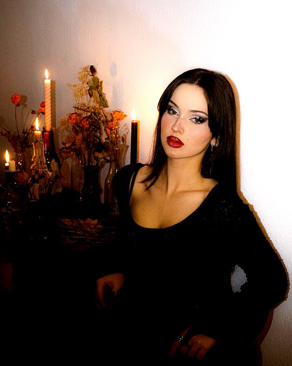 scarlettzofi instagram image archive image