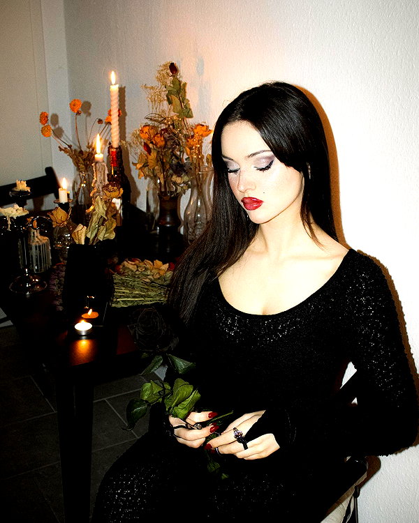 scarlettzofi instagram image archive image