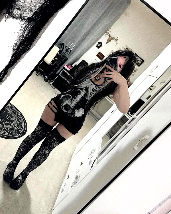 sexmetalwhore instagram image archive image