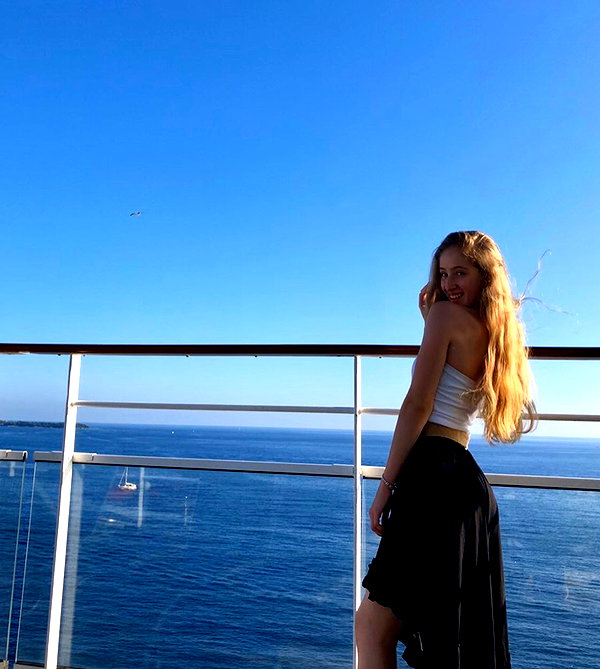 shani.zeltzer instagram image archive image