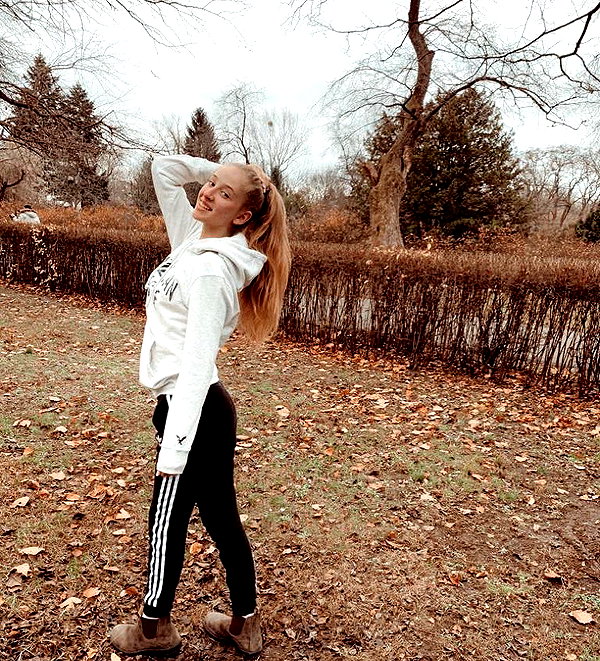 shani.zeltzer instagram image archive image