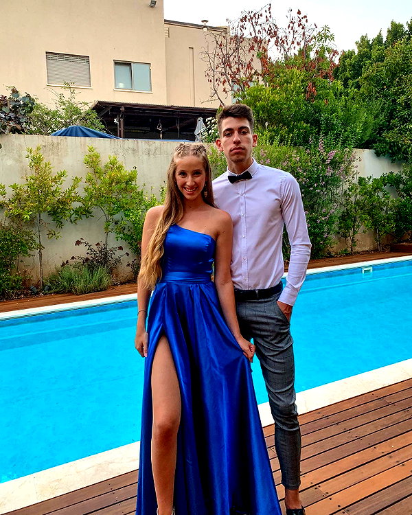 shani.zeltzer instagram image archive image