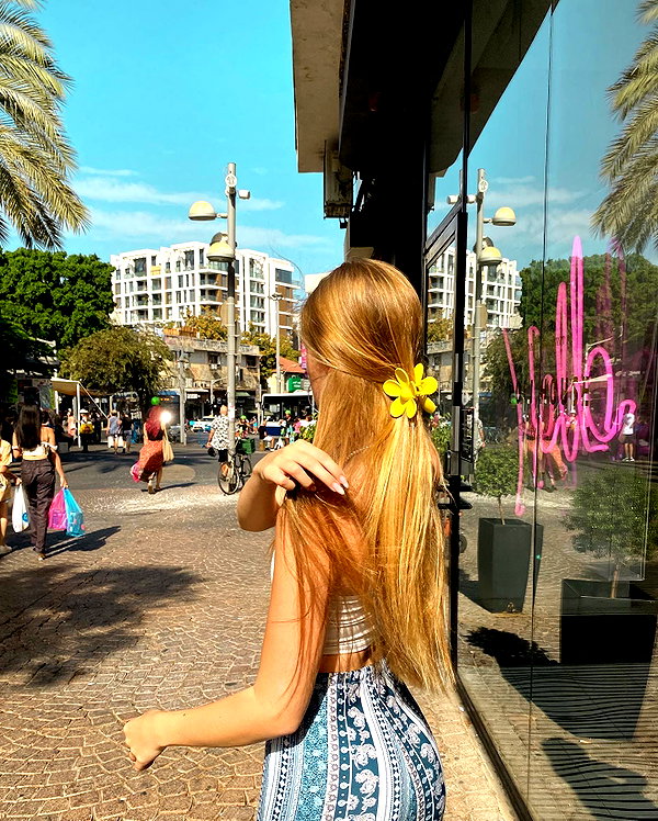 shani.zeltzer instagram image archive image