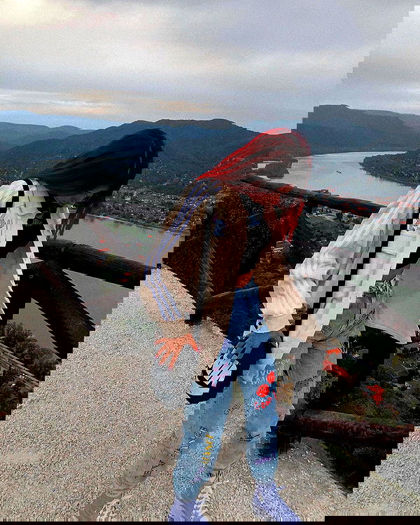 shanidahan7 image ~ Altpins